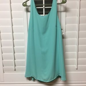 NWT Flowy dress size medium